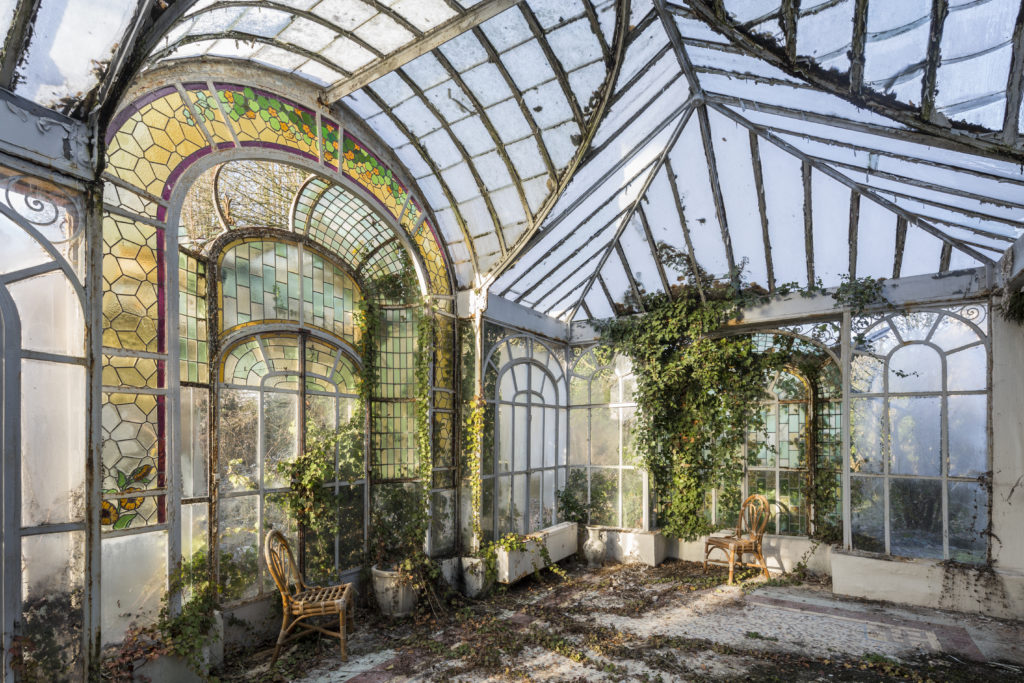 Abandoned Winter Garden, Jonk Jimenez, 2019